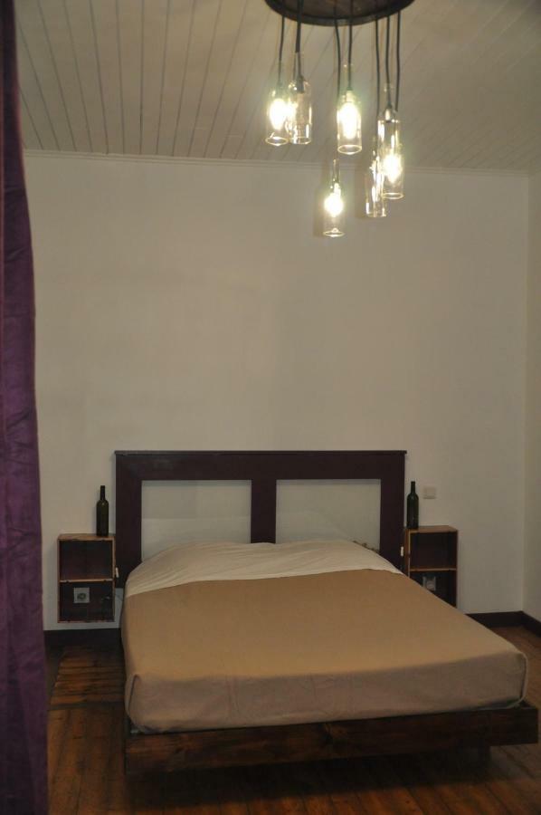 Bed and Breakfast Loustalneou Saint-Pierre-de-Clairac Habitación foto